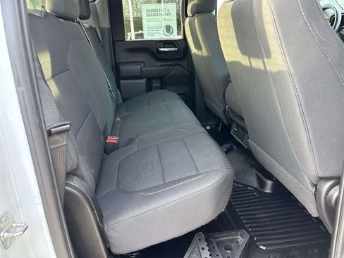 Certified 2022 GMC Sierra 2500 Pro w/ Convenience Package image 12