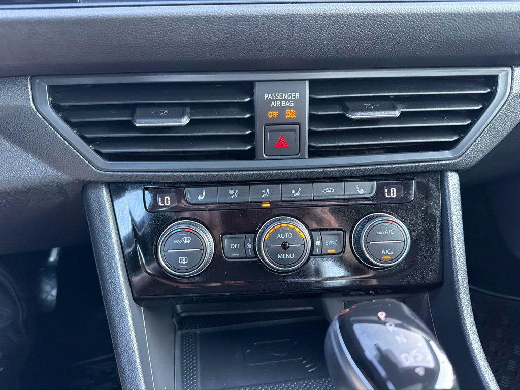 Used 2023 Volkswagen Jetta SEL FWD image 22