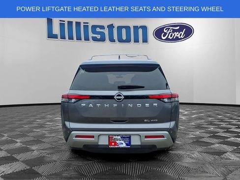 Used 2023 Nissan Pathfinder SL image 4