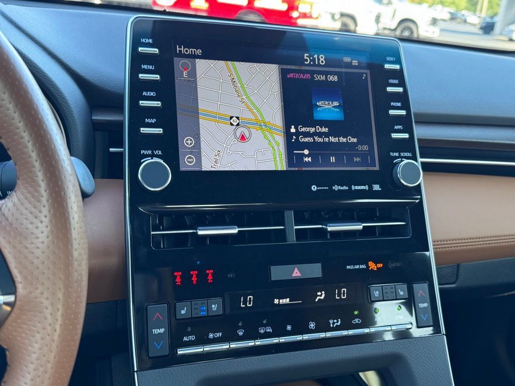 Used 2019 Toyota Avalon Limited w/ Advanced Safety Package FWD image 29