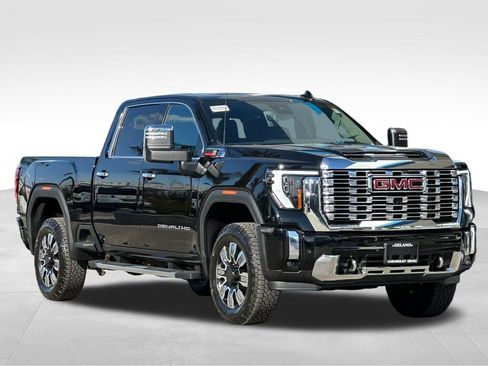 New 2026 GMC Sierra 2500 Denali w/ Technology Package AWD/4WD image 7