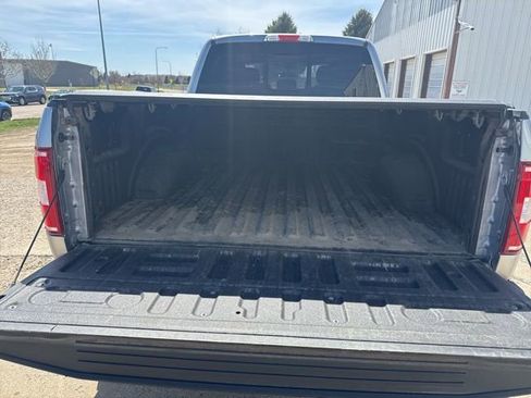 Used 2020 Ford F150 XLT w/ Equipment Group 302A Luxury AWD/4WD image 11