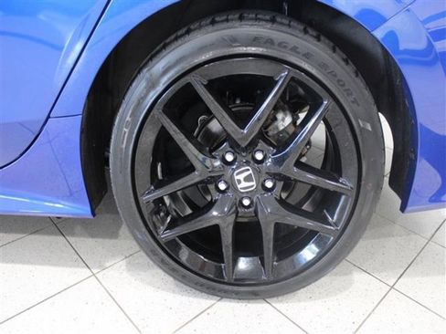 Used 2023 Honda Civic Sport image 40