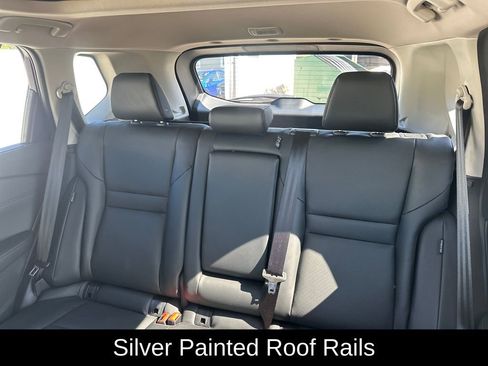 Used 2025 Nissan Rogue SV w/ SV Premium Package image 21