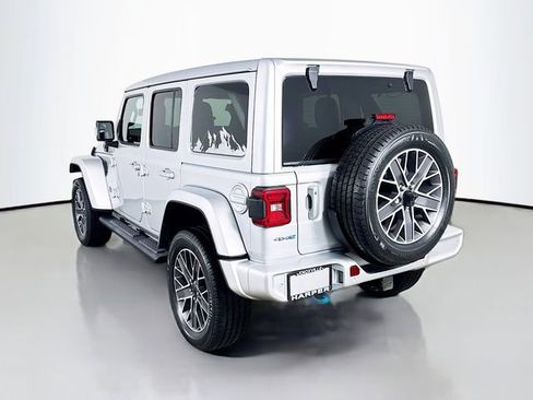 Used 2024 Jeep Wrangler High Altitude AWD/4WD image 9