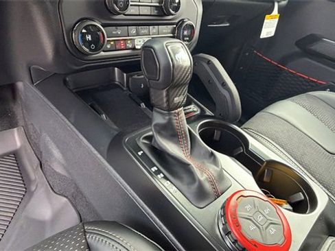 New 2025 Ford Bronco Raptor w/ Interior Carbon Fiber Pack image 24
