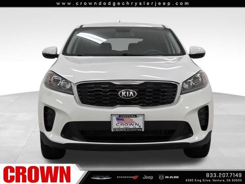 Used 2020 Kia Sorento LX image 2