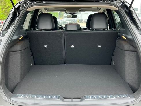 New 2026 Nissan Kicks SR w/ SR Premium Package AWD/4WD image 38