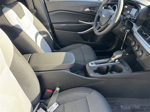 New 2026 Chevrolet Trax LS w/ LS Convenience Package image 7