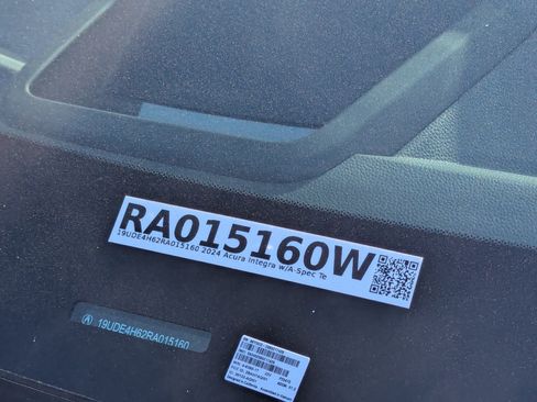 Used 2024 Acura Integra A-Spec image 34