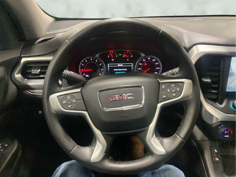 Used 2019 GMC Acadia SLT w/ LPO, Floor Liner Package image 9