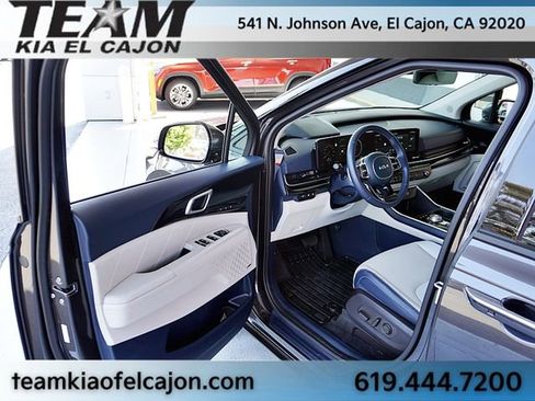 Certified 2025 Kia Carnival SX Prestige FWD image 41