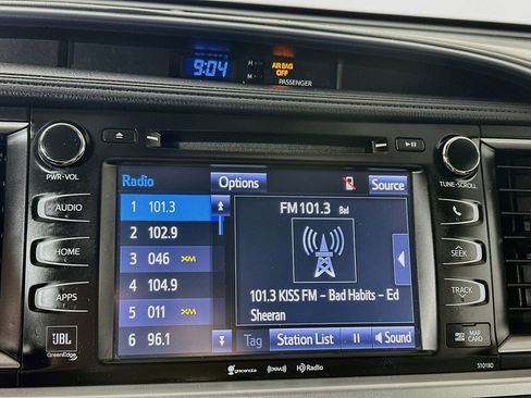 Used 2017 Toyota Highlander Limited Platinum AWD/4WD image 15
