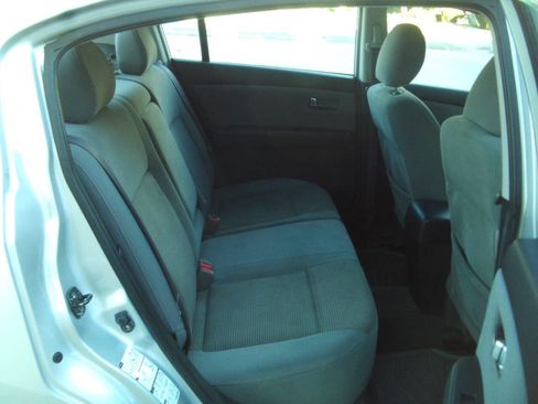 Used 2010 Nissan Sentra 2.0 S image 21