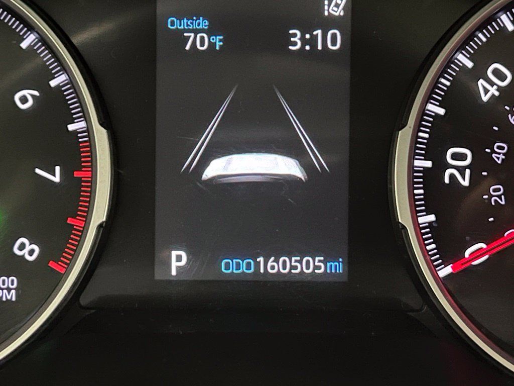 Used 2022 Toyota RAV4 XLE Premium AWD/4WD image 38