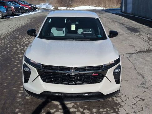 New 2026 Chevrolet Trax RS image 19