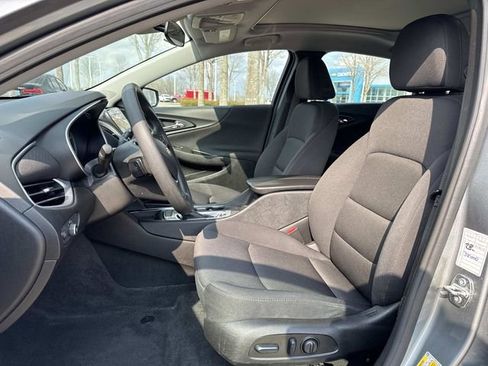 Used 2024 Chevrolet Malibu LT image 21