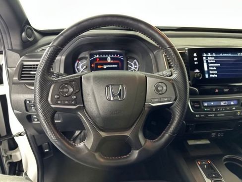 Used 2023 Honda Passport TrailSport image 14