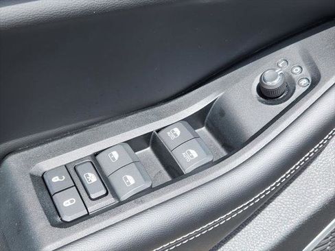 Certified 2025 Jeep Grand Cherokee Limited 4xe image 18