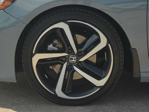 Used 2022 Honda Accord Sport image 7