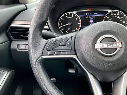 Certified 2024 Nissan Altima 2.5 SV FWD image 24