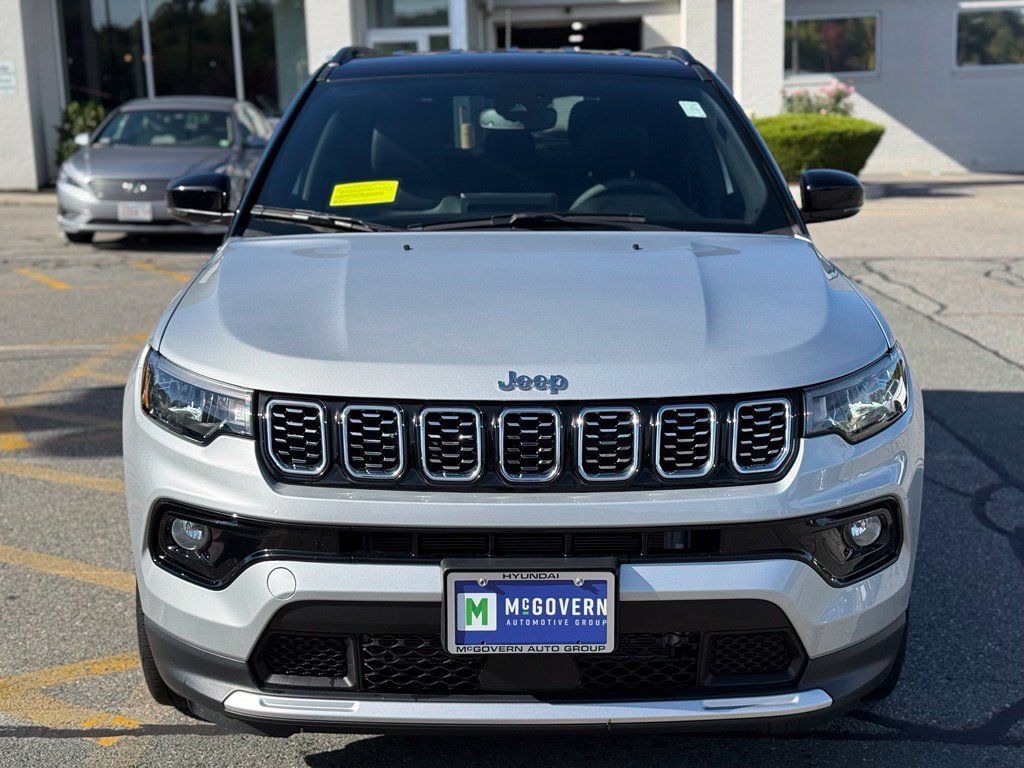 Used 2024 Jeep Compass Limited AWD/4WD image 8