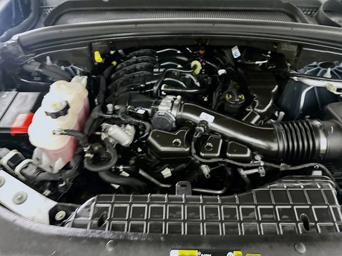 Used 2024 Jeep Grand Cherokee L Limited w/ Luxury Tech Group II image 35