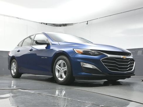 Used 2019 Chevrolet Malibu LS FWD image 28