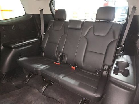 Used 2025 Kia Telluride S image 7