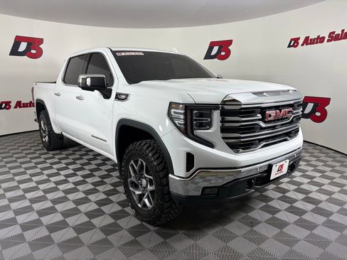 Used 2023 GMC Sierra 1500 SLT w/ SLT Premium Plus Package AWD/4WD image 10