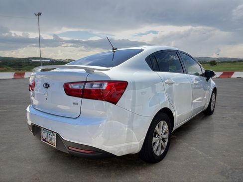 Used 2013 Kia Rio EX w/ Convenience Pkg FWD image 3