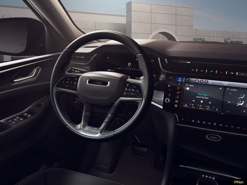 New 2026 Jeep Grand Cherokee Altitude image 21