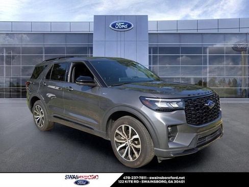 Used 2025 Ford Explorer ST-Line AWD/4WD image 1
