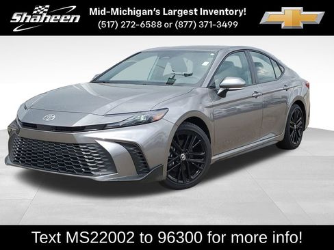 Used 2026 Toyota Camry SE w/ Convenience Package FWD image 1