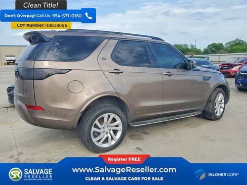 Used 2017 Land Rover Discovery HSE AWD/4WD image 4