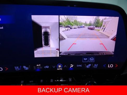 Certified 2025 Chevrolet Blazer EV RS AWD/4WD image 12