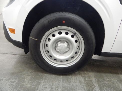 New 2025 Ford Maverick XL w/ Equipment Group 102A image 10