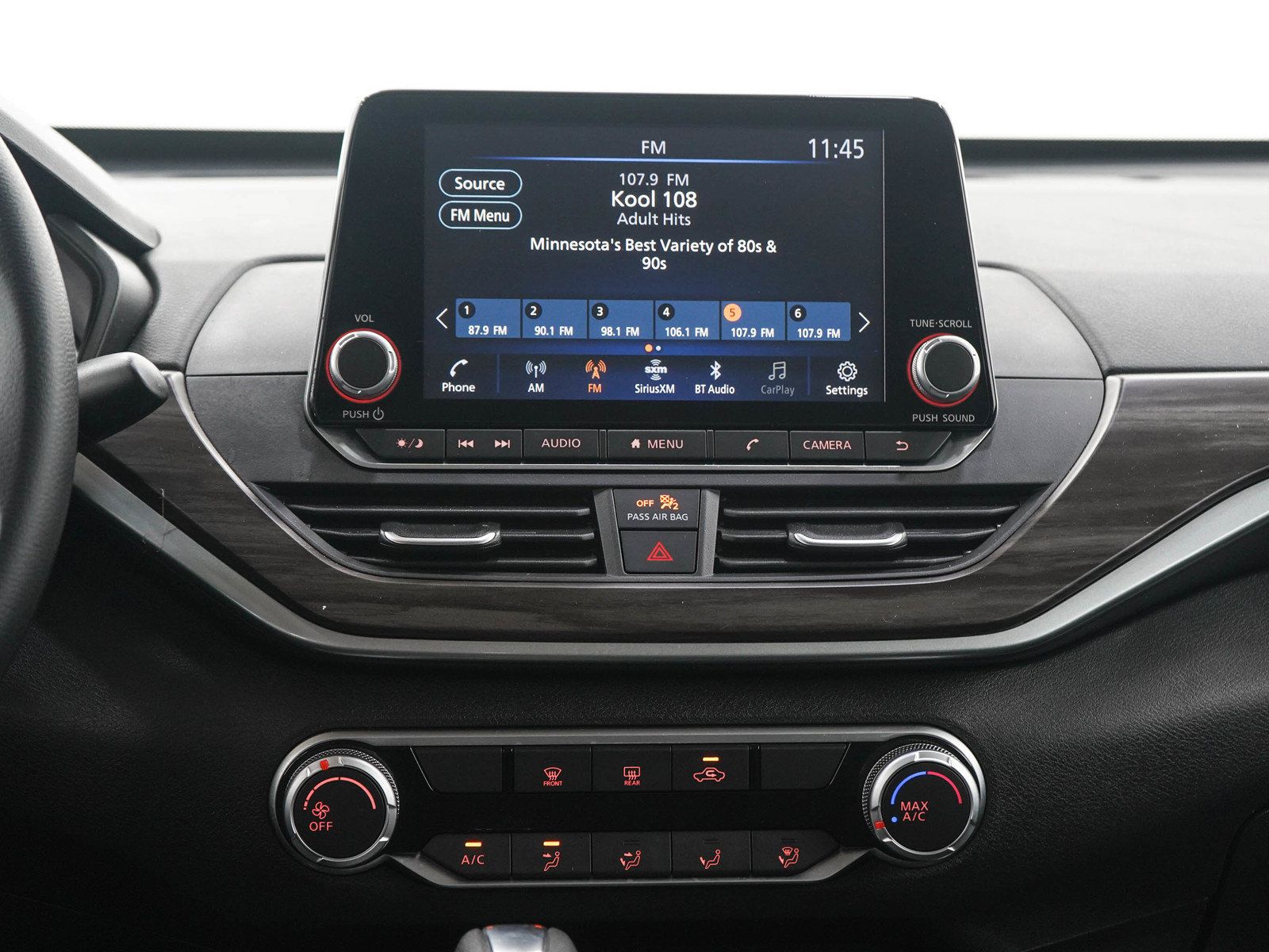 Used 2025 Nissan Altima 2.5 SV AWD/4WD image 16
