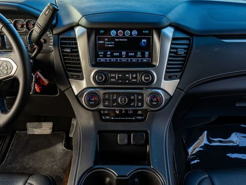 Used 2018 Chevrolet Tahoe LS image 22