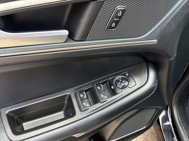 Used 2024 Ford Edge SEL AWD/4WD image 15