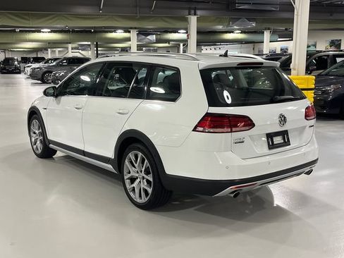 Used 2019 Volkswagen Golf Alltrack SE AWD/4WD image 4