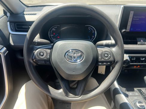 Certified 2025 Toyota RAV4 LE AWD/4WD image 14