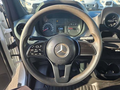 Used 2019 Mercedes-Benz Sprinter 4x4 170 image 29