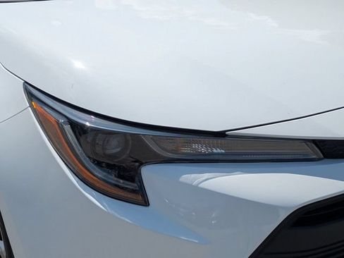 Used 2023 Toyota Corolla LE FWD image 10