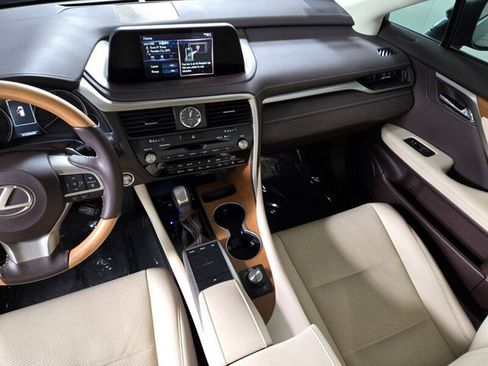 Certified 2020 Lexus RX 350 FWD w/ Premium Package image 18