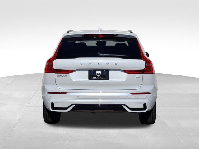 Certified 2024 Volvo XC60 T8 Core AWD/4WD image 7