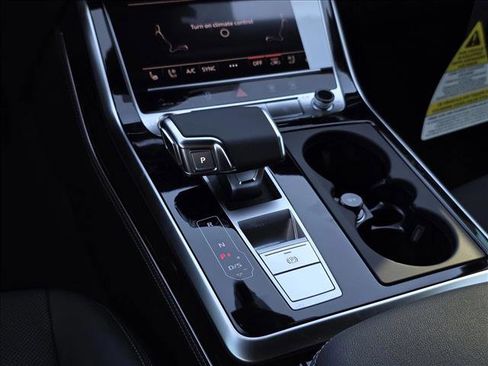 New 2026 Audi Q8 Premium Plus image 24
