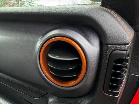 Used 2021 Jeep Gladiator Mojave w/ Uconnect 4C Nav & Sound Group image 47