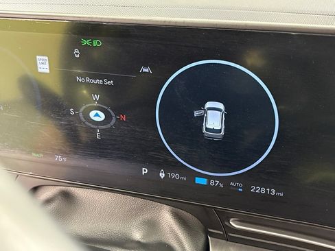 Used 2024 Hyundai Kona SEL FWD image 30