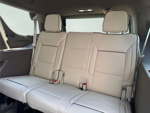New 2026 GMC Yukon Denali w/ Denali Reserve Package AWD/4WD image 23